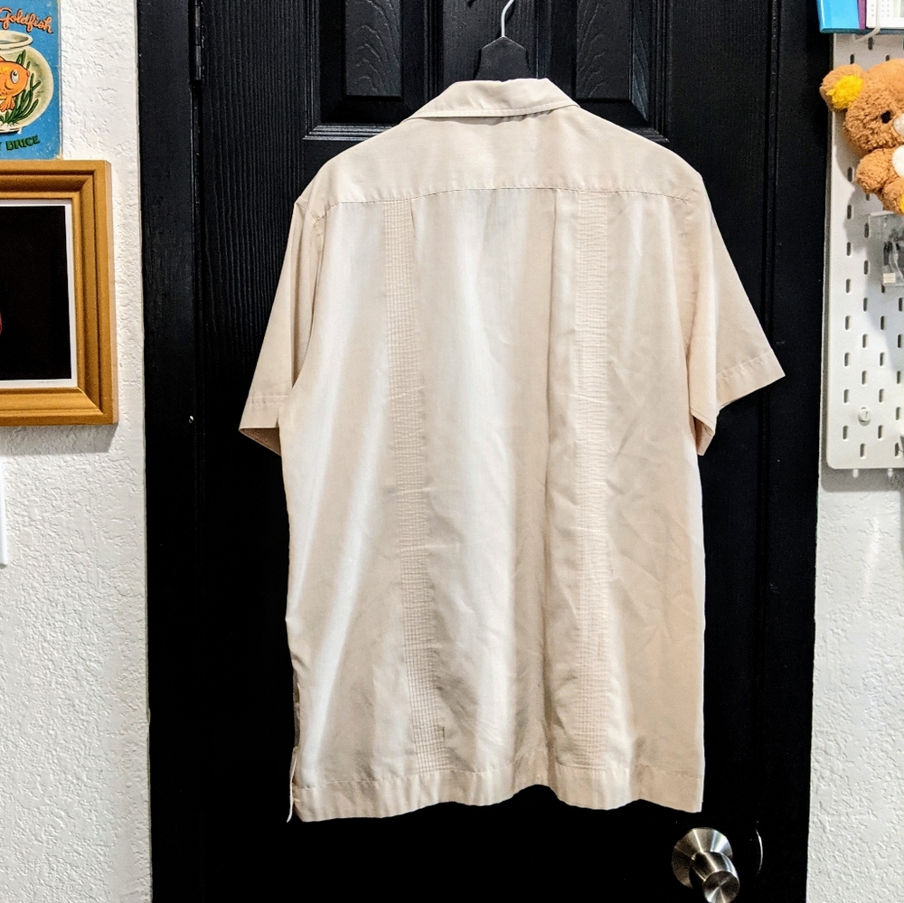 Guayabera - Picture 5 of 5